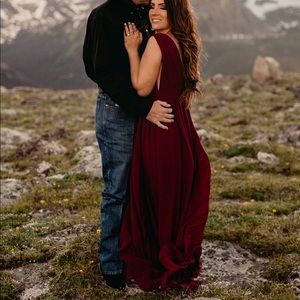 HEAVENLY HUES BURGUNDY MAXI DRESS